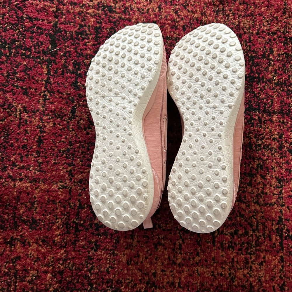 Skechers Pink and White Women's Sneakers